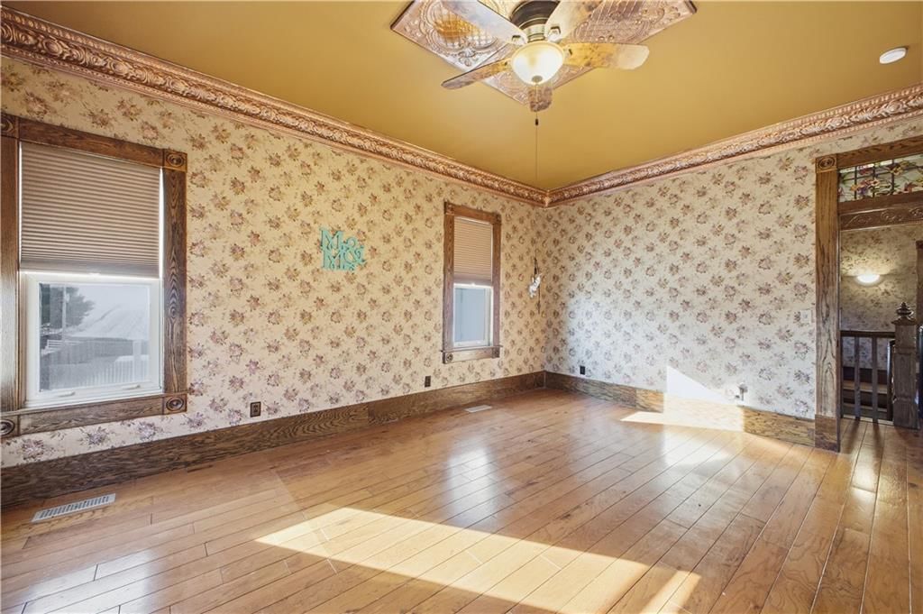 490 E Main Street — photo 44
