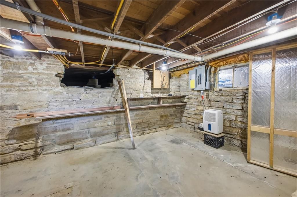490 E Main Street — photo 51
