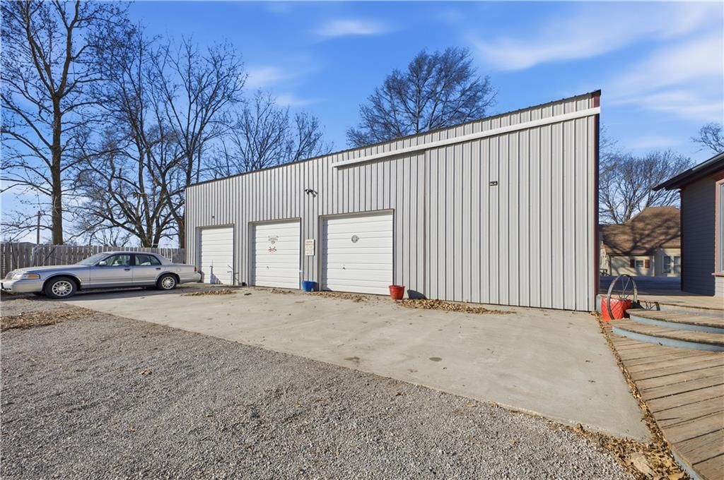 490 E Main Street — photo 64