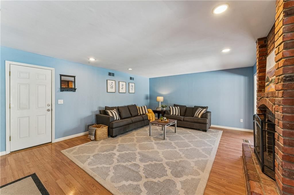 7920 Gillette Street — photo 21