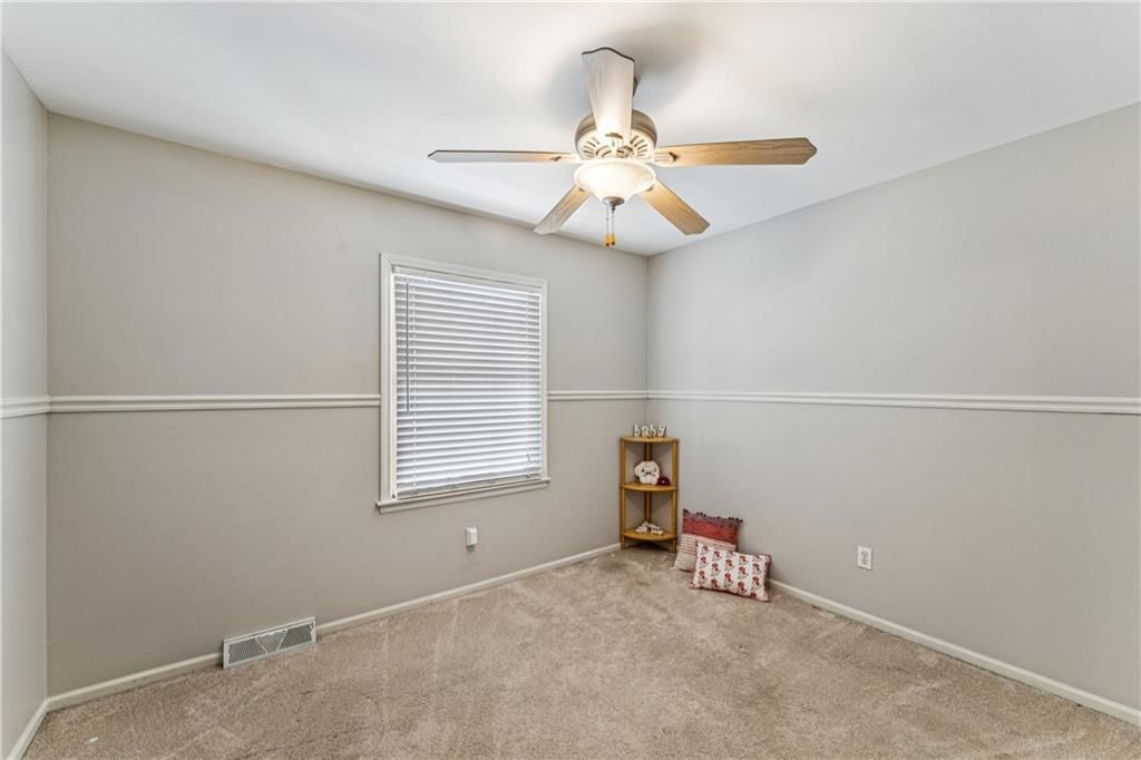 7920 Gillette Street — photo 33