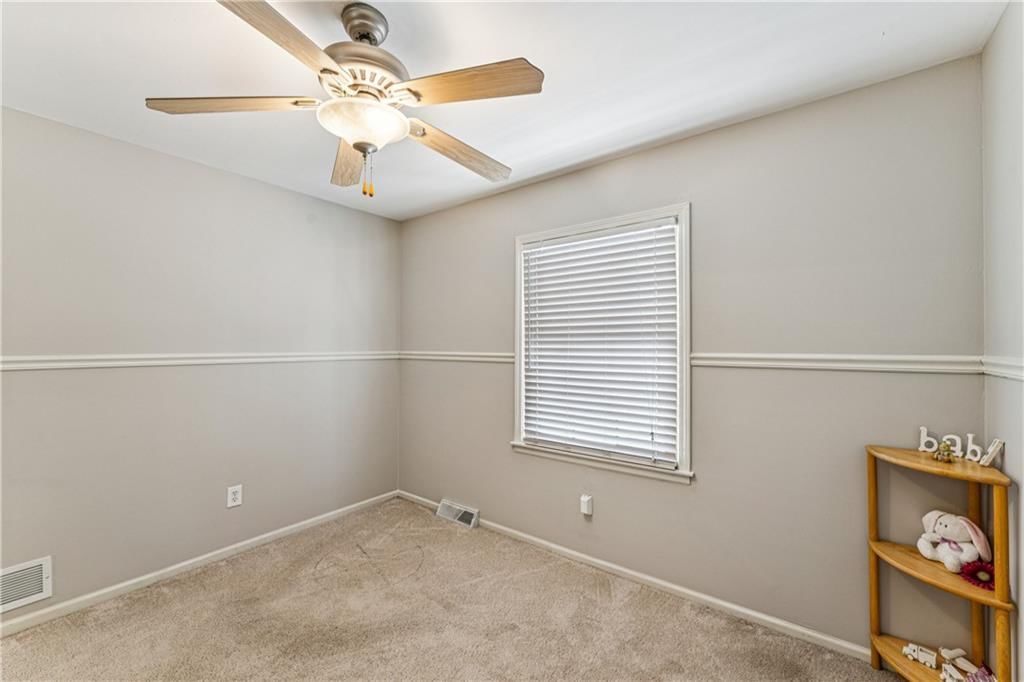 7920 Gillette Street — photo 34