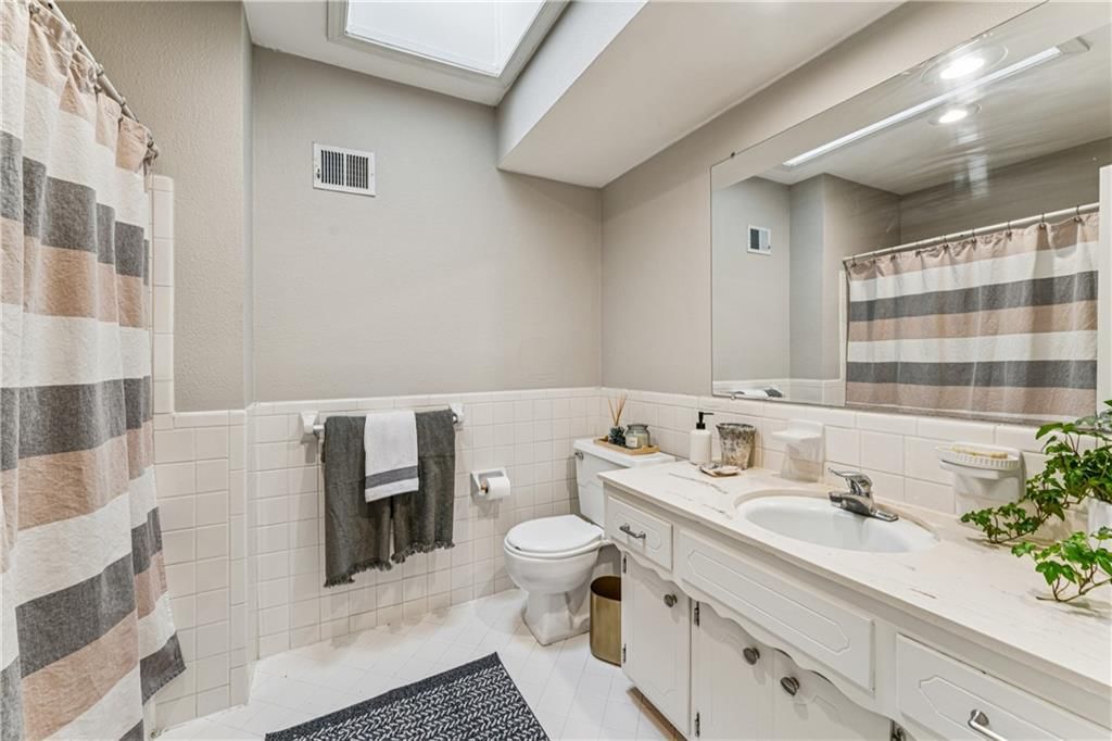 7920 Gillette Street — photo 35