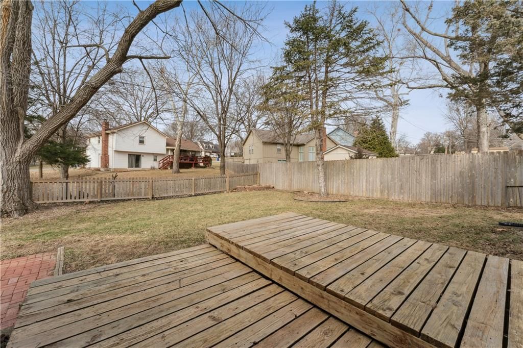7920 Gillette Street — photo 45