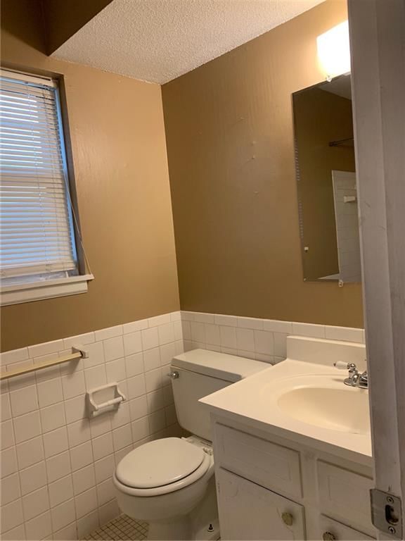 8604 Countryshire Lane — photo 16