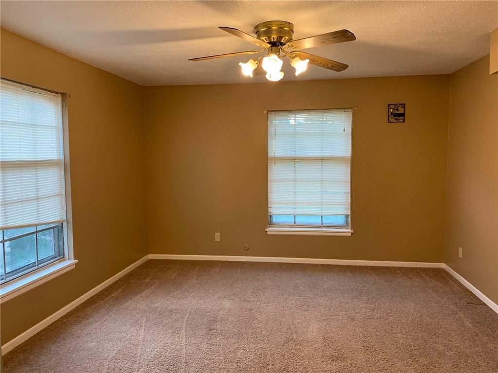 8604 Countryshire Lane — photo 17
