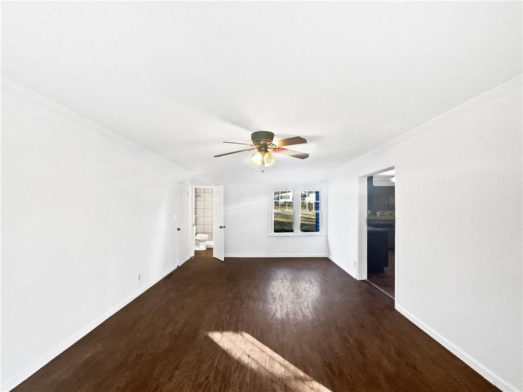 9314 E 68th Terrace — photo 3