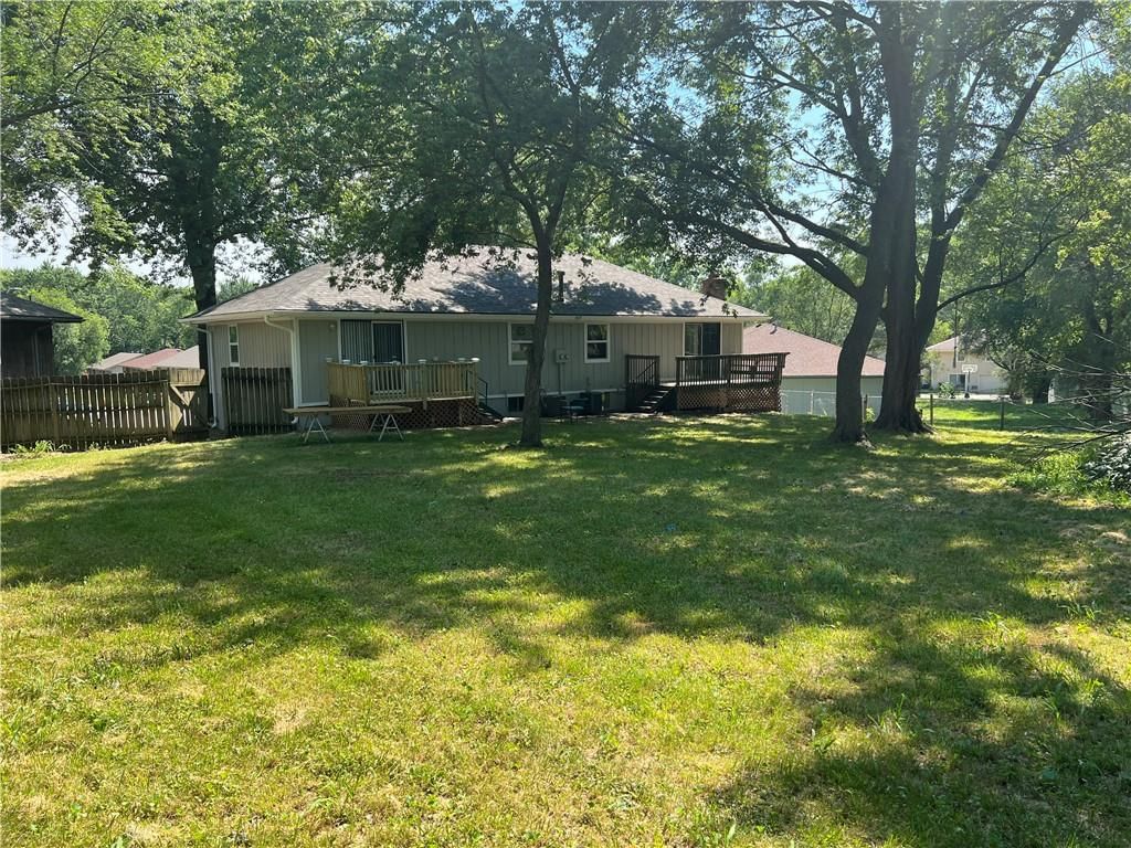 409 N Gilbert Street — photo 22