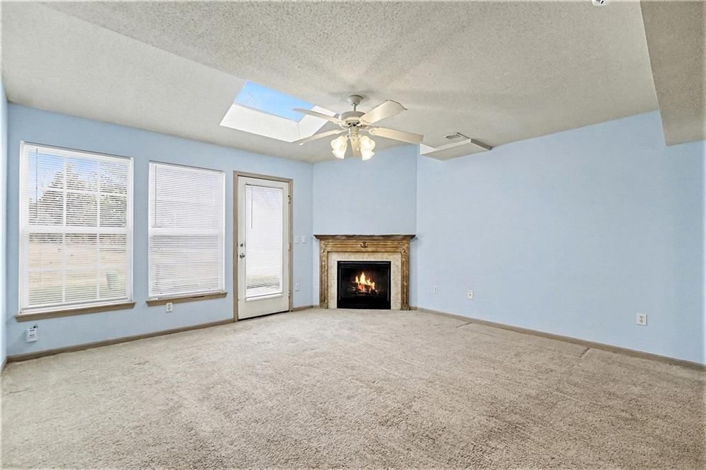 8147 N Lawn Avenue — photo 5