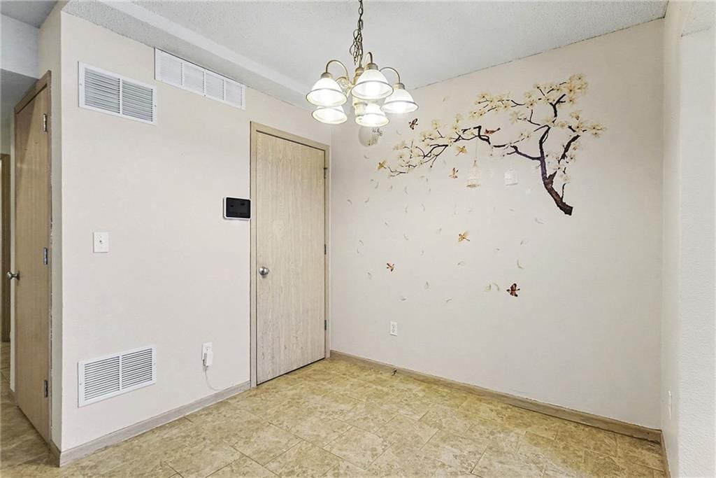 8147 N Lawn Avenue — photo 7