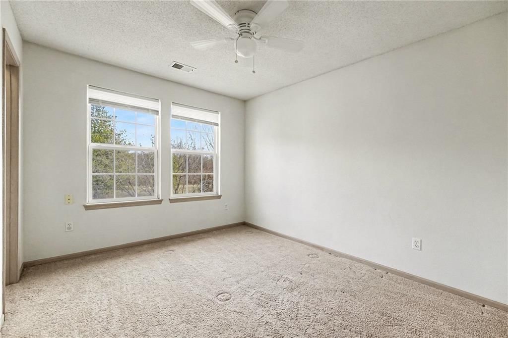 8147 N Lawn Avenue — photo 14
