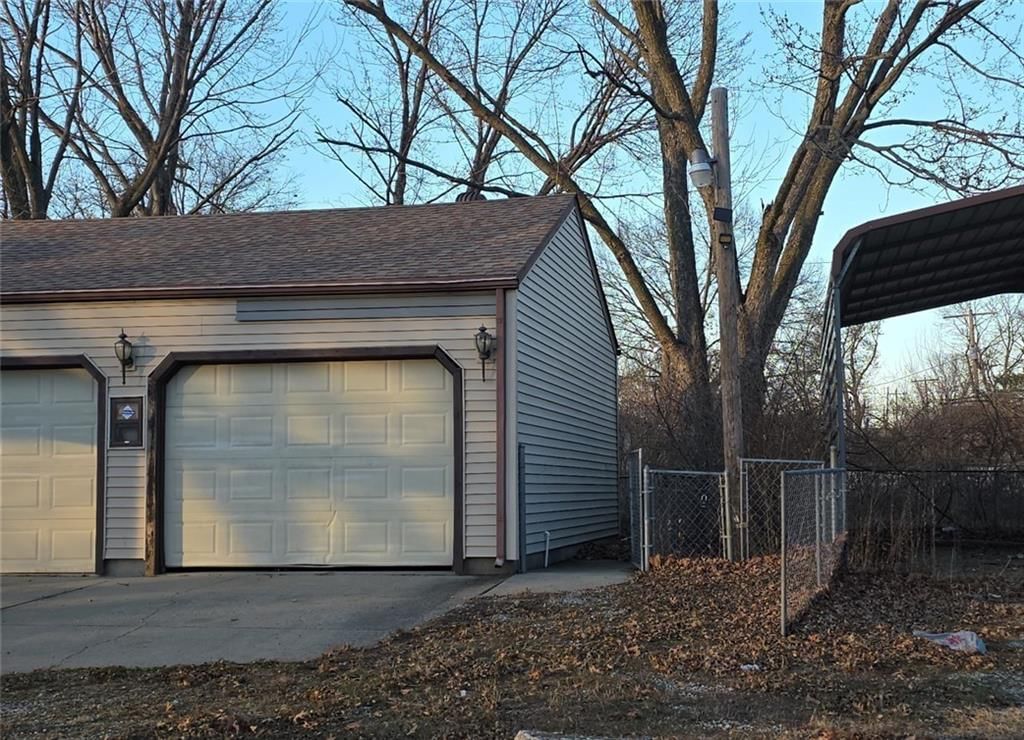 4630 SW 9th Street — photo 5