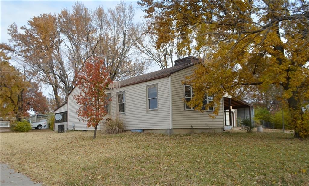 4630 SW 9th Street — photo 22