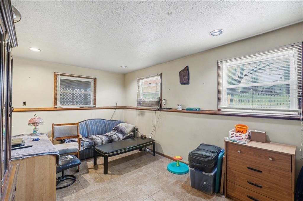 1118 NE Deerbrook Terrace — photo 21