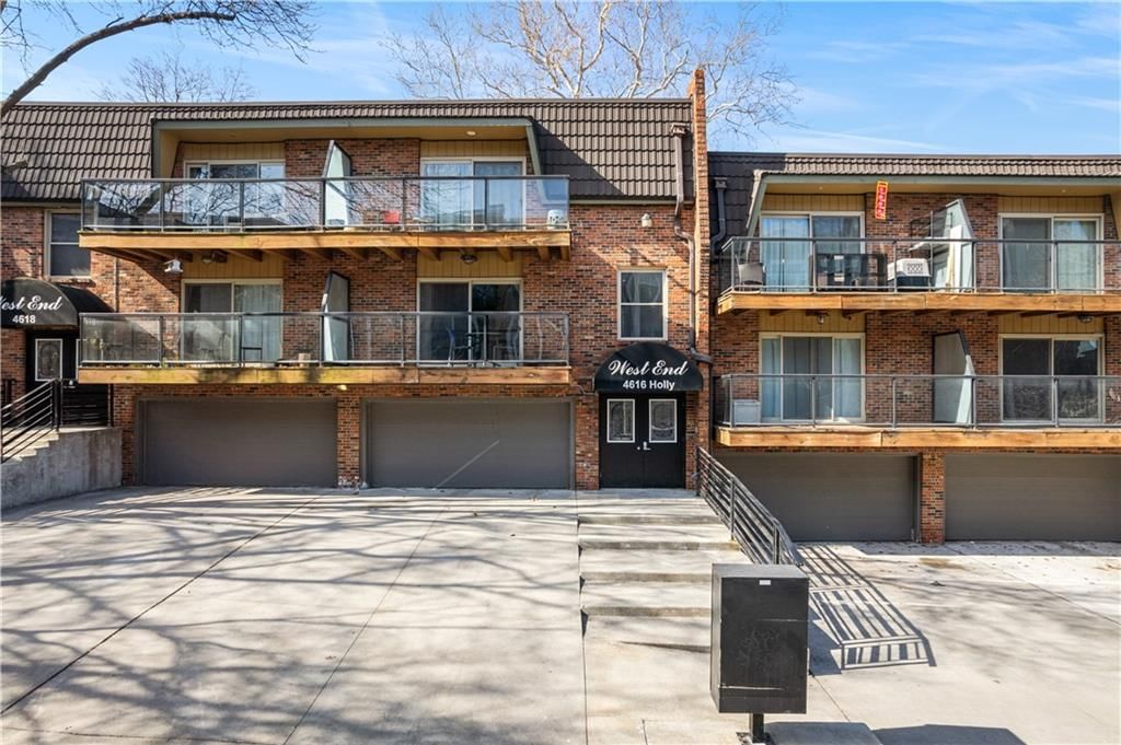 4616 HOLLY Street — photo 3