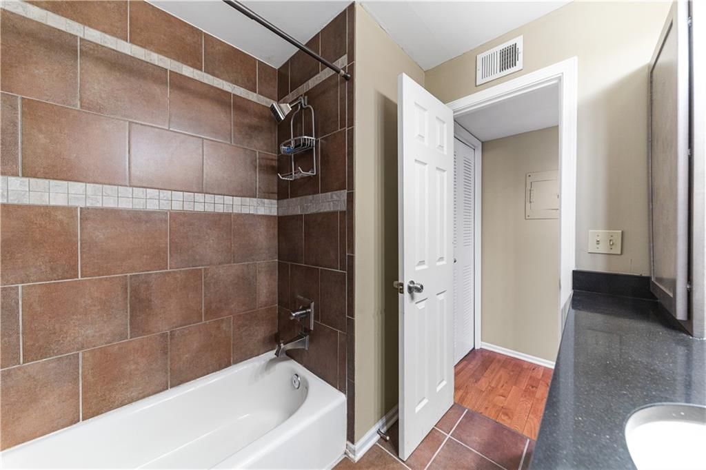 4616 HOLLY Street — photo 21