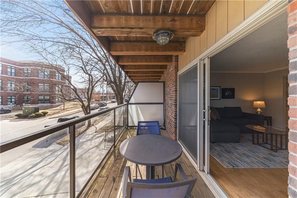 4616 HOLLY Street — photo 23