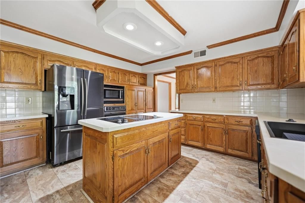 4100 NE SHADY LANE Drive — photo 15