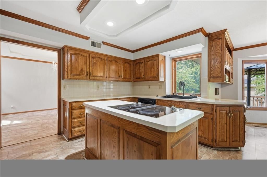 4100 NE SHADY LANE Drive — photo 17