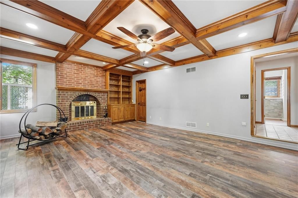 4100 NE SHADY LANE Drive — photo 21