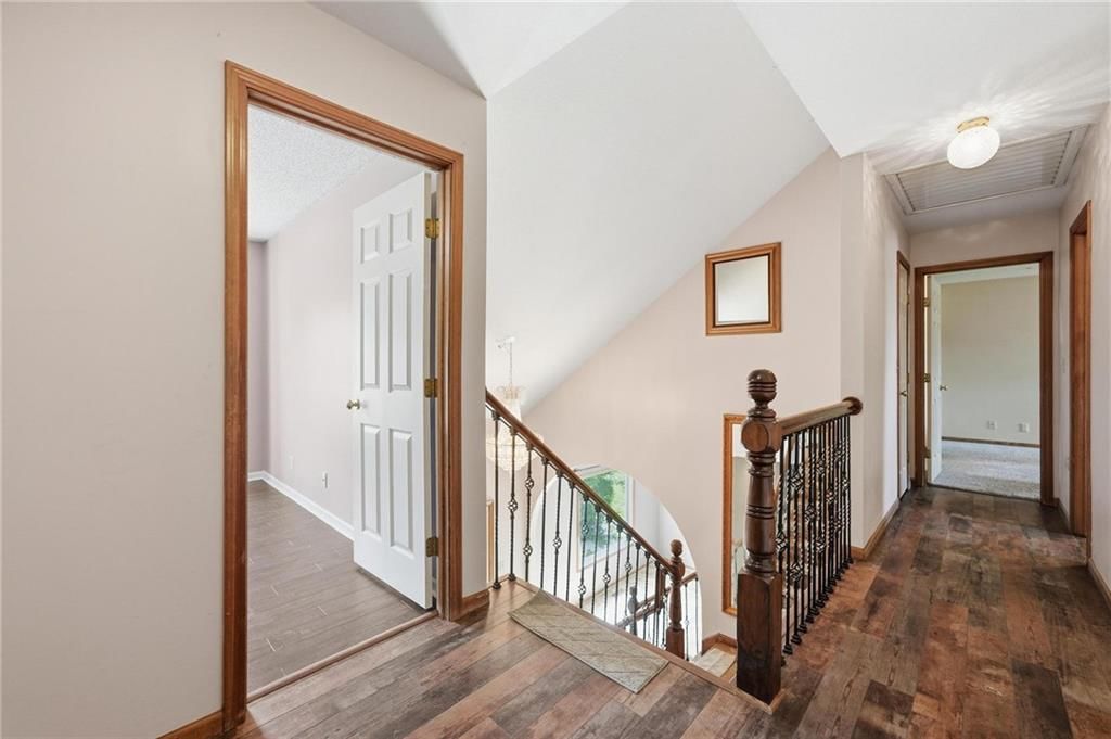 4100 NE SHADY LANE Drive — photo 28