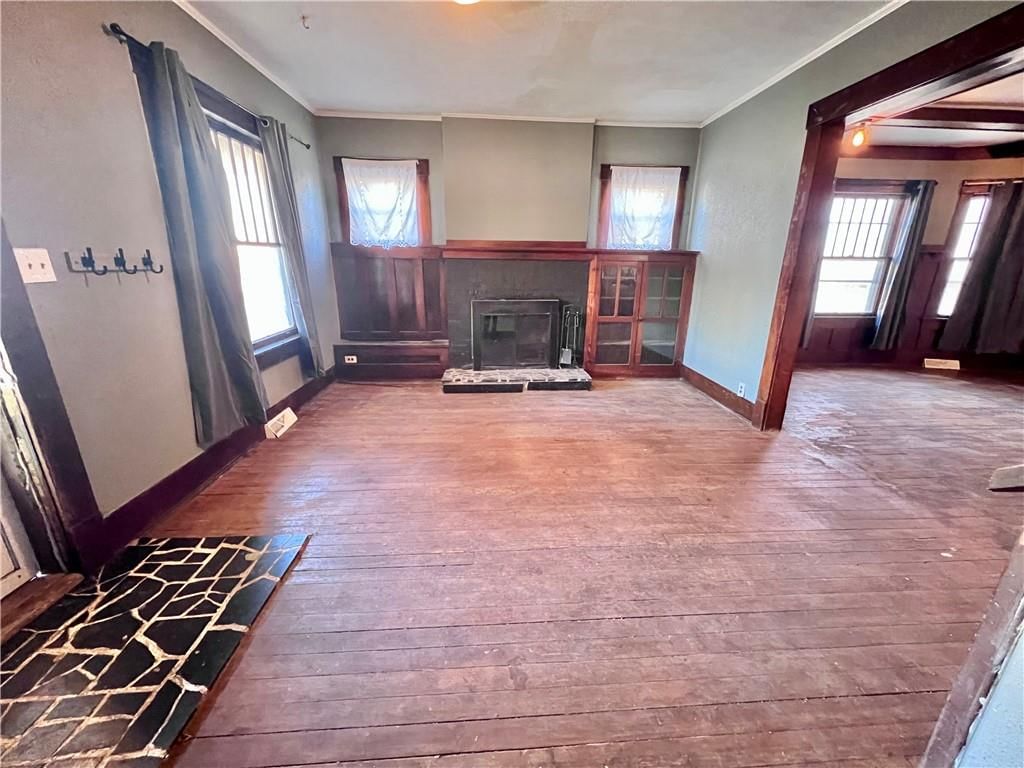 217 W 1st Street — photo 11