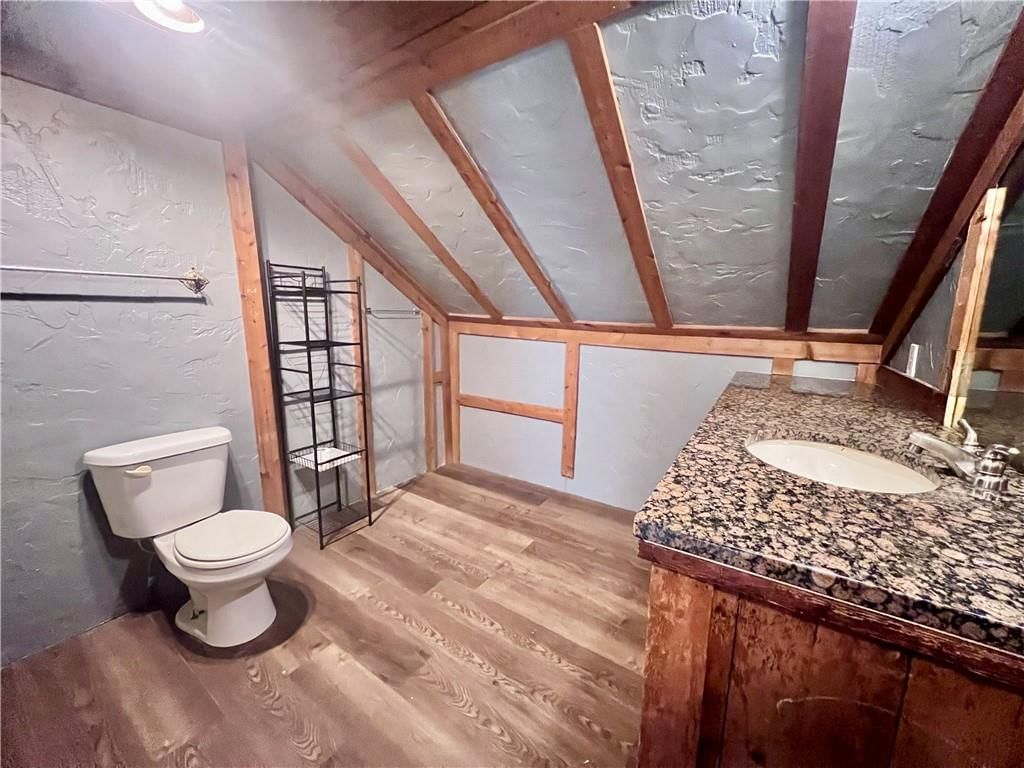 217 W 1st Street — photo 30
