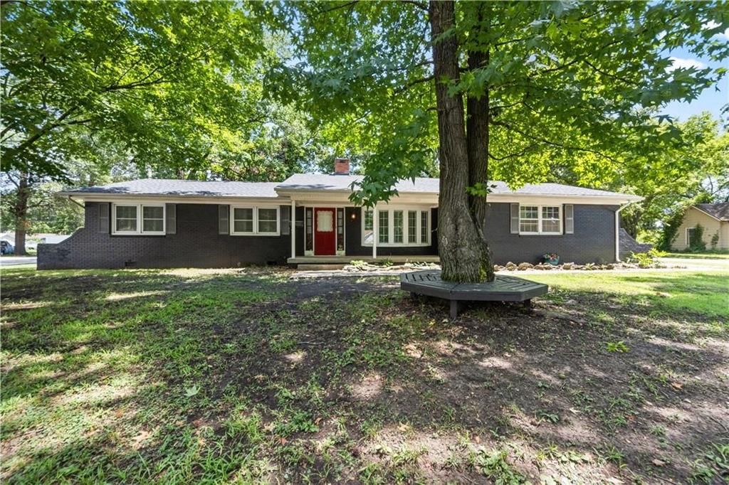 100 N Lincoln Street, Erie, KS