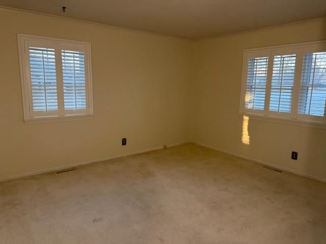 100 N Lincoln Street — photo 13