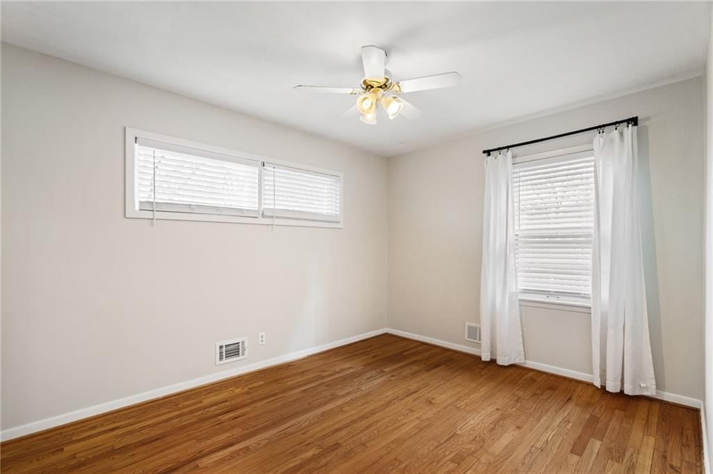 8727 Minnehaha Lane — photo 35