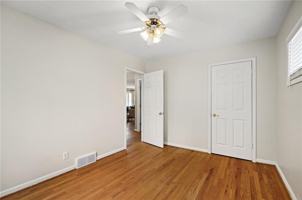8727 Minnehaha Lane — photo 36