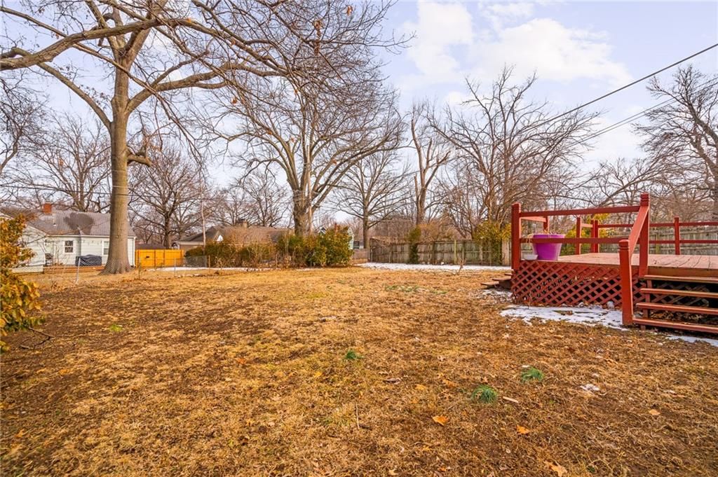8727 Minnehaha Lane — photo 47