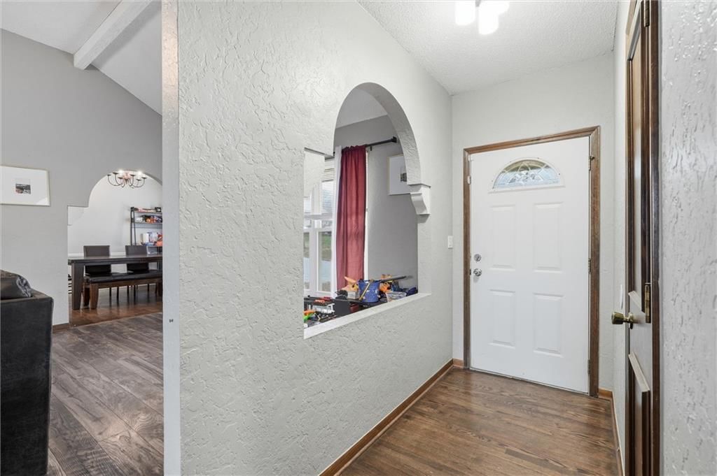 5210 S Mccoy Street — photo 5