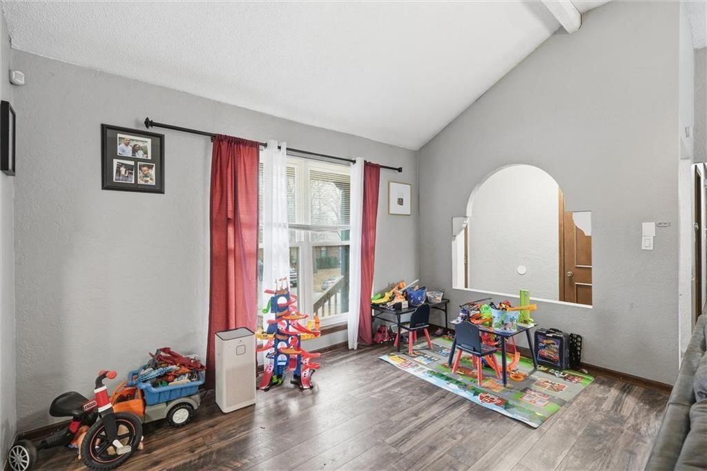 5210 S Mccoy Street — photo 10