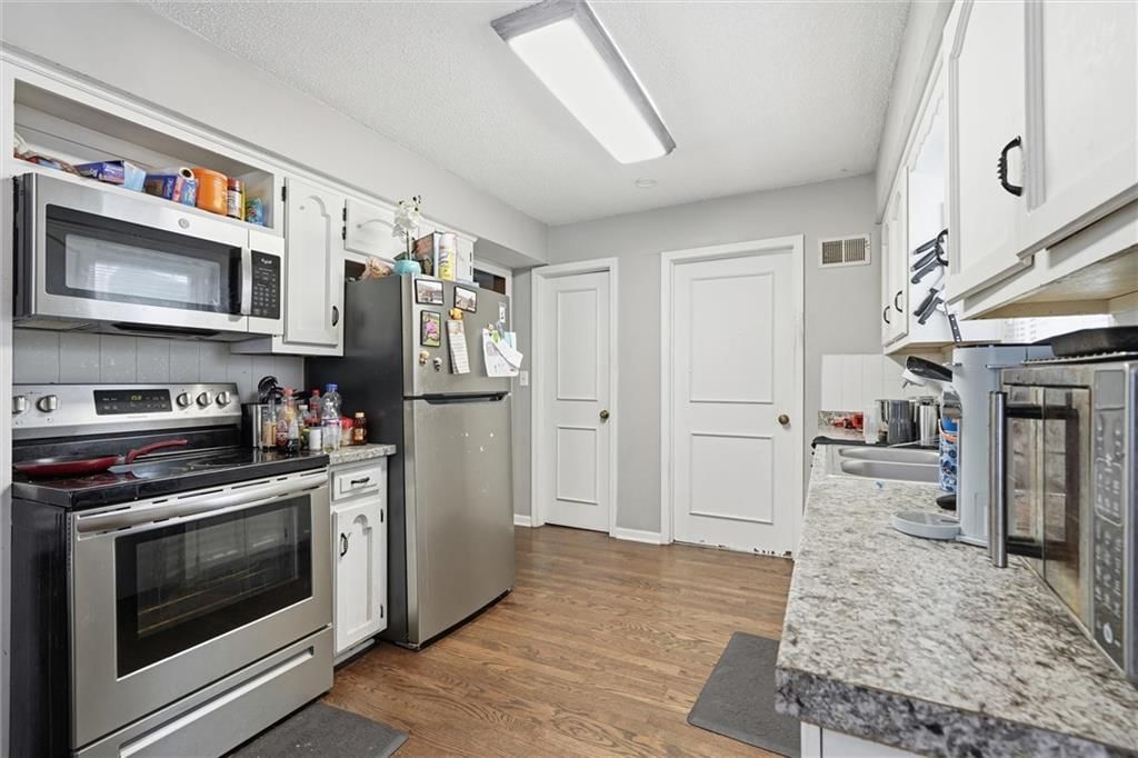 5210 S Mccoy Street — photo 11
