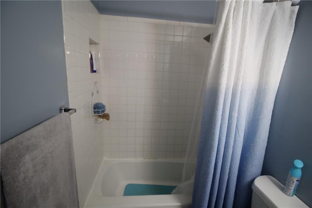 13612 Stillwell Road — photo 39
