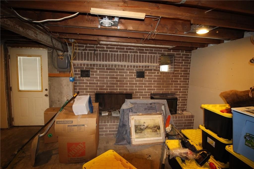 13612 Stillwell Road — photo 45