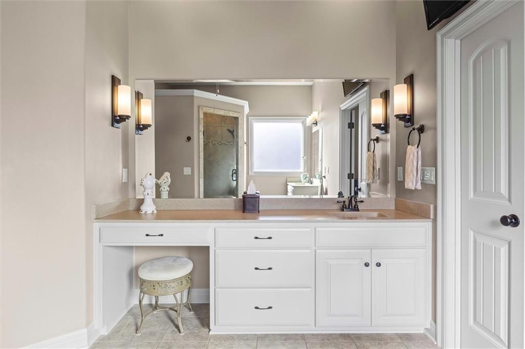 8411 Houston Street — photo 18