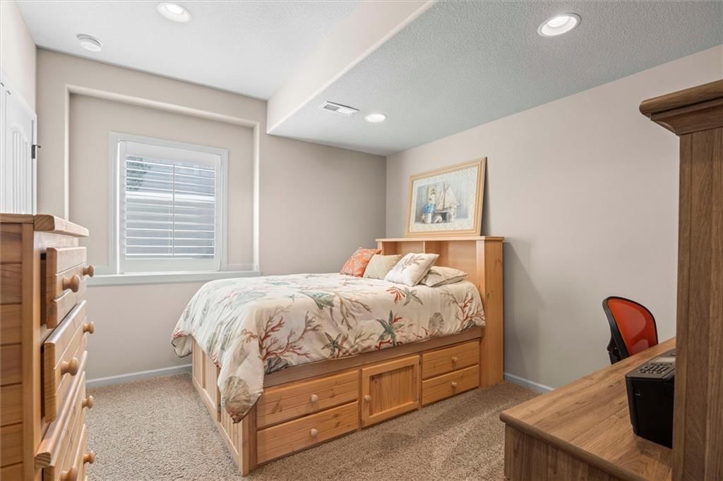 8411 Houston Street — photo 35