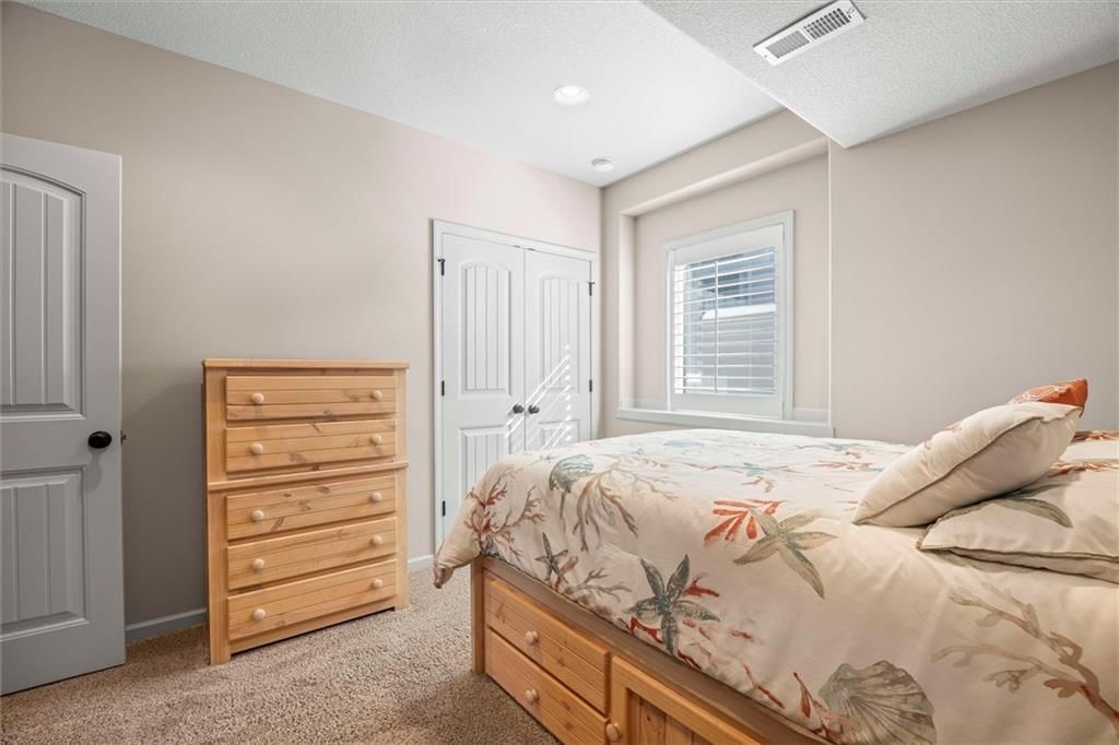 8411 Houston Street — photo 36