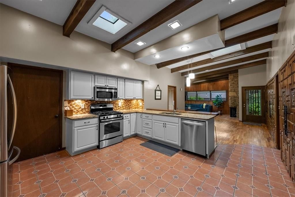 12618 Oakmont Drive — photo 15