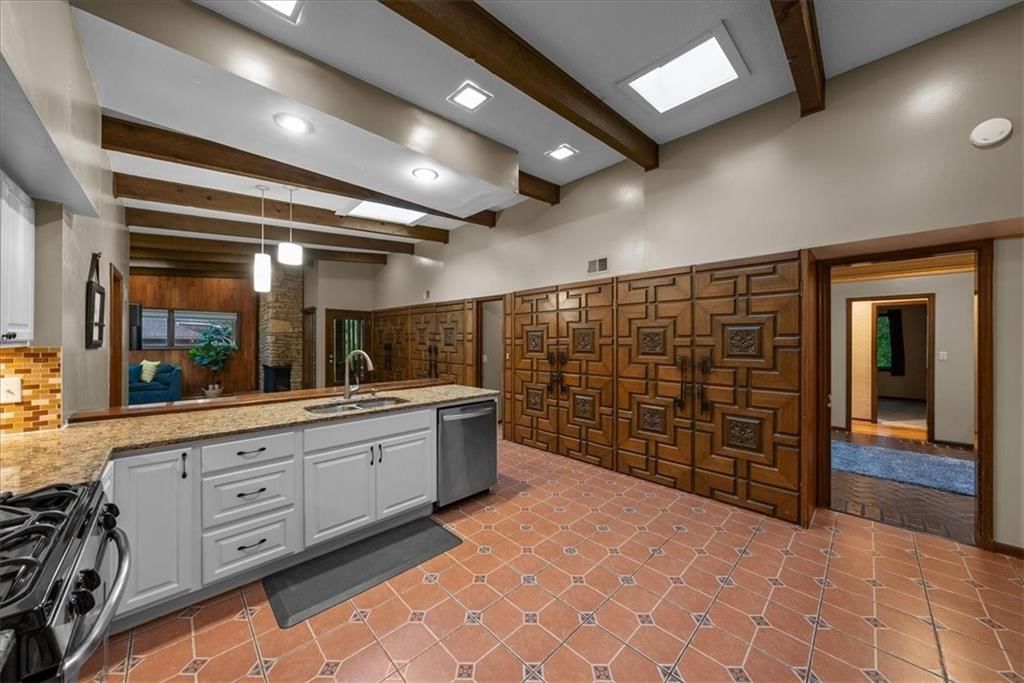 12618 Oakmont Drive — photo 17