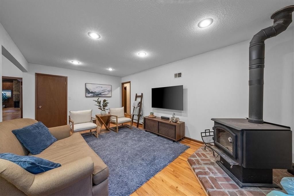 12618 Oakmont Drive — photo 27
