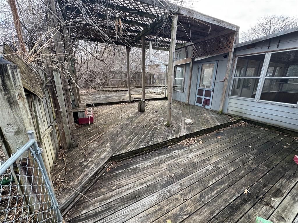10600 E 19th Terrace — photo 13