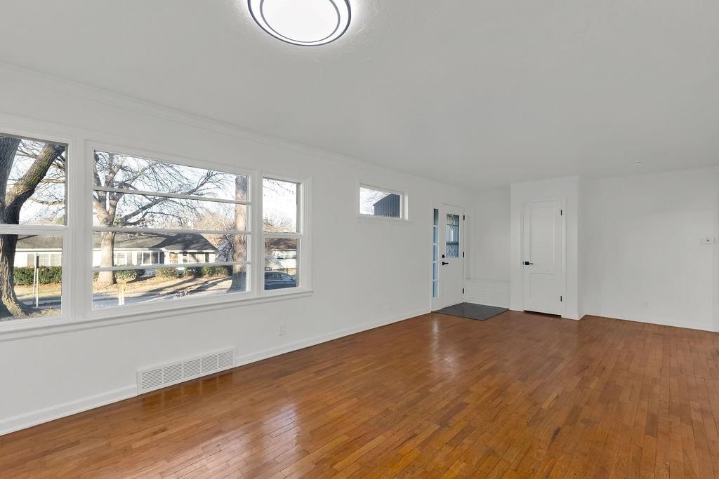 1103 N 24th Street — photo 7