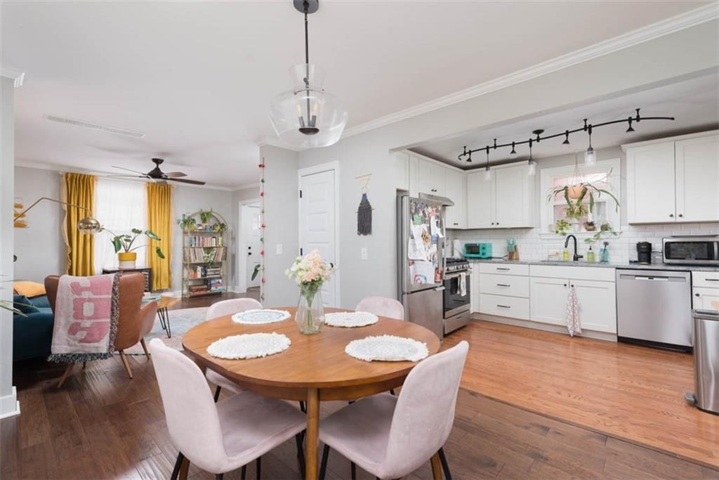 2721 Holmes Street — photo 13