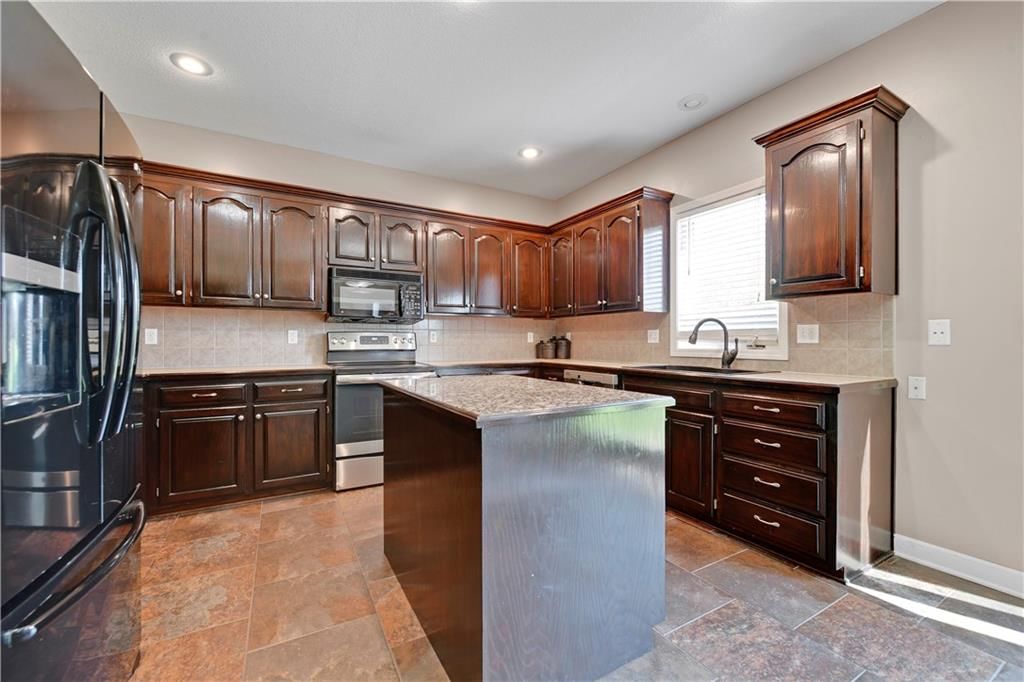 8477 Timber Trails Drive — photo 9