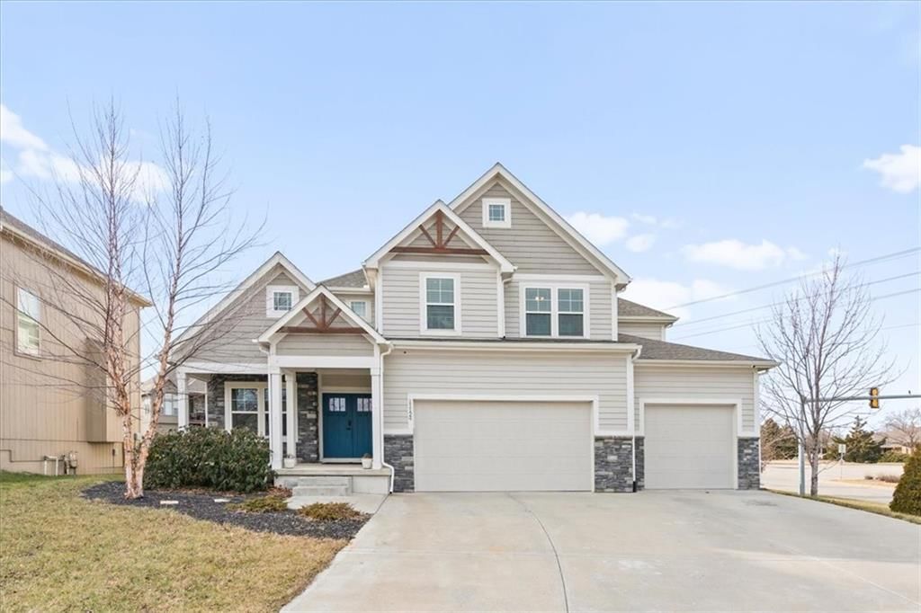 11124 S Barth Road, Olathe, KS