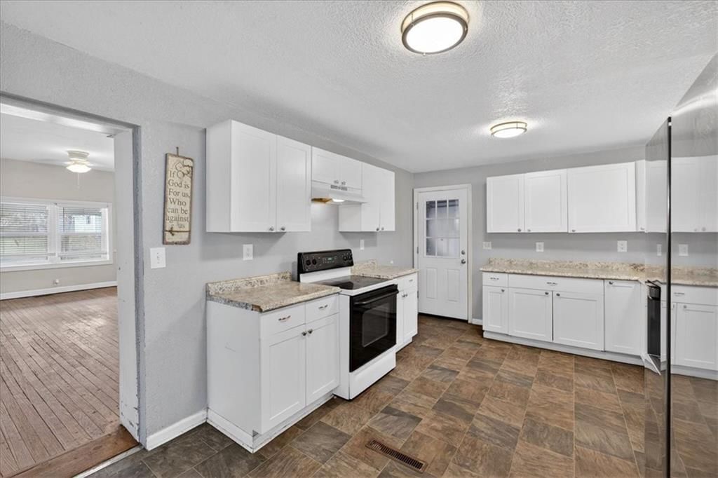 175 Emerson Avenue — photo 13