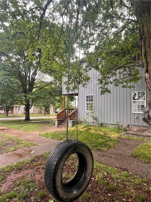 101 S Andrick Street — photo 2